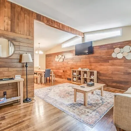 Mins To Graceland & Airport- Whitehaven Hideaway